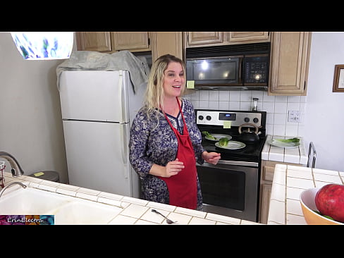 ❤️ Stepmom ga bhleoghan sa chidsin ron cheann-latha aige Bhidio porn leinn ❌️
